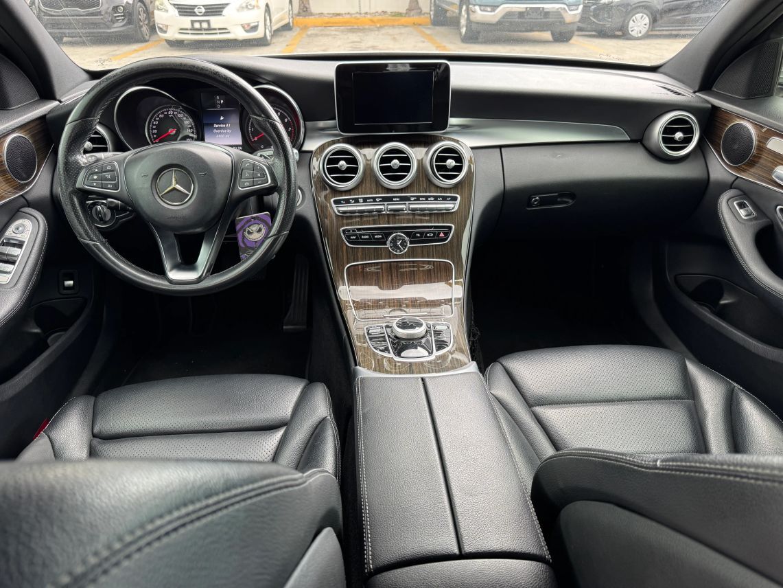 2018 Mercedes-Benz C-Class C 300 Sedan 4D