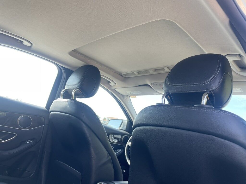 2018 Mercedes-Benz C-Class C 300~CLEAN CARFAX~VERY LOW MILES~WELL MAINTAINED~ONLINE FINANCE AND SHIPPING AVAILABLE!!! Sarasota FL