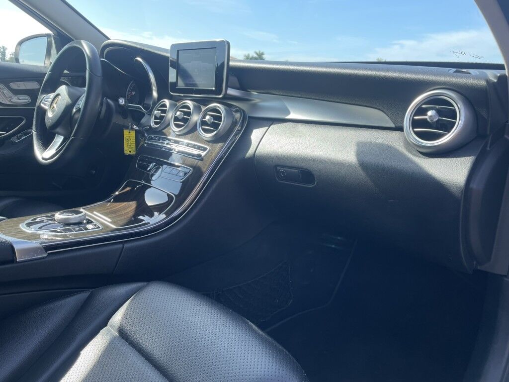 2018 Mercedes-Benz C-Class C 300~CLEAN CARFAX~VERY LOW MILES~WELL MAINTAINED~ONLINE FINANCE AND SHIPPING AVAILABLE!!! Sarasota FL