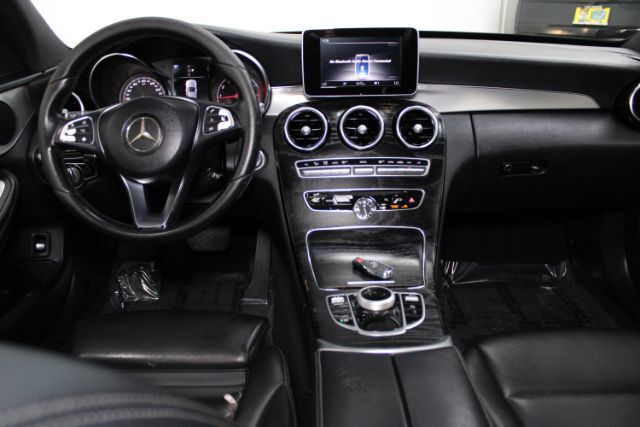 2018 Mercedes Benz C 300 Sedan photo 2