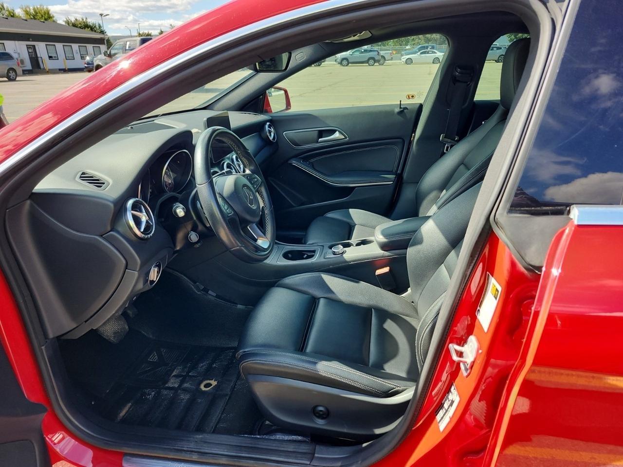 2018 Mercedes-Benz CLA 250 | SUNROOF | BACKUPCAM | B.SPOT | NAVI | PWR SEATS | NOACCIDENT Toronto ON