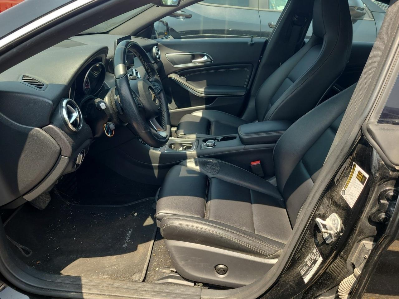 2018 Mercedes-Benz CLA CLA 250 AMG PKG PANORAMIC ROOF POWER AND MEMORY SEATS B.SPOT BACKUPCAM NOACCIDENT Toronto ON