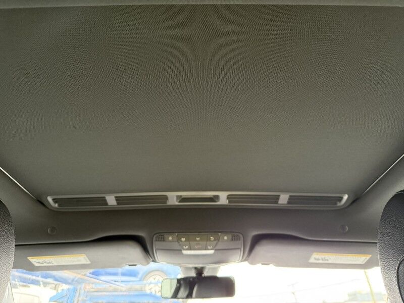 2018 Mercedes-Benz E-Class E 300 4MATIC Sedan AWD w/ AMG Line Arlington VA