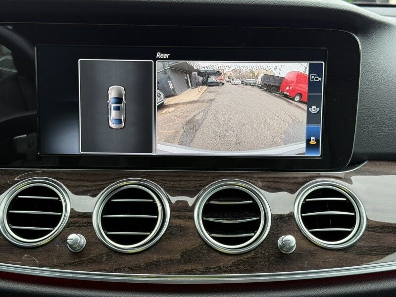 2018 Mercedes-Benz E-Class E 300 4MATIC Sedan AWD w/ AMG Line Arlington VA