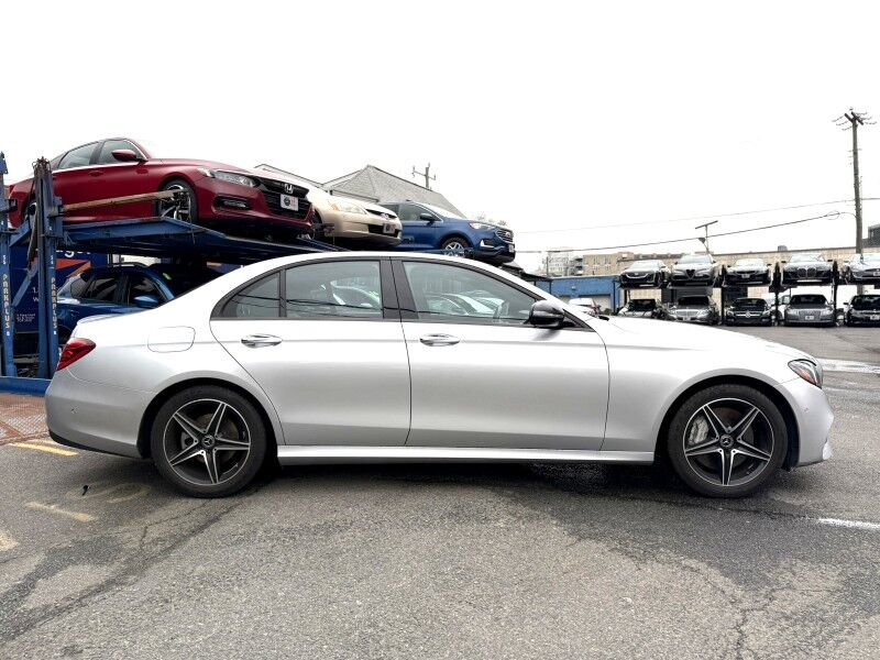 2018 Mercedes-Benz E-Class E 300 4MATIC Sedan AWD w/ AMG Line Arlington VA