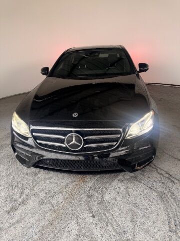 2018 Mercedes-Benz E-Class E400 4MATIC's photo
