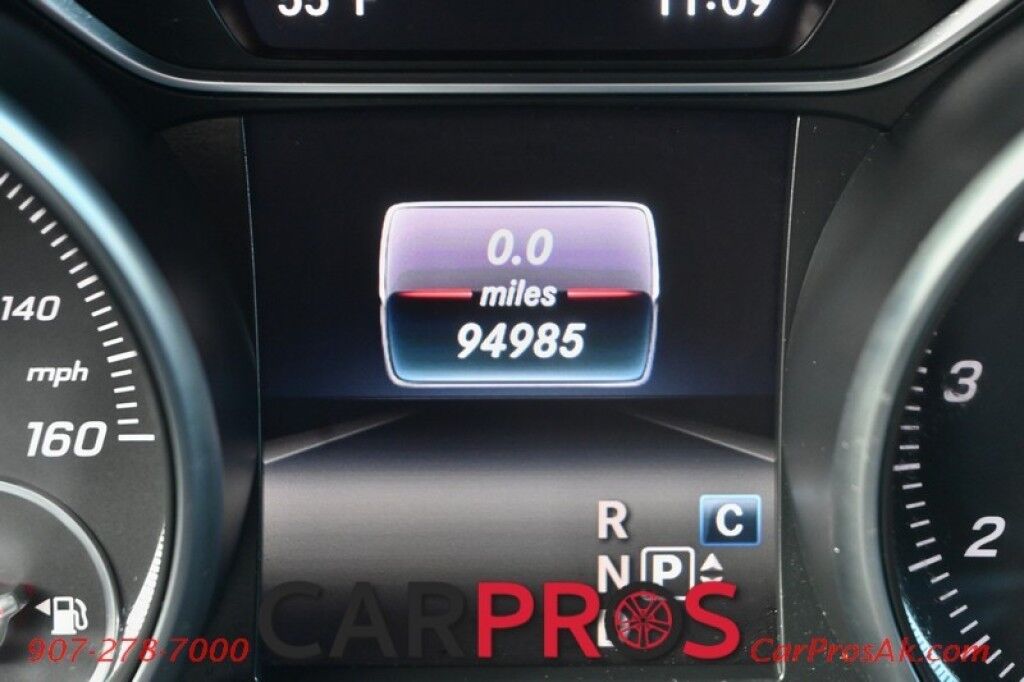 2018 Mercedes-Benz GLA 250 - AWD - 2.0L 4-Cyl Turbo - Premium & Interior Pkg - Power & Heated Leather Seats - Bluetooth - Panoramic Sunroof - Back Up Camera - Blind Sport Alert - Keyless Entry & Push To Start - CD Player - 31 MPG Anchorage AK