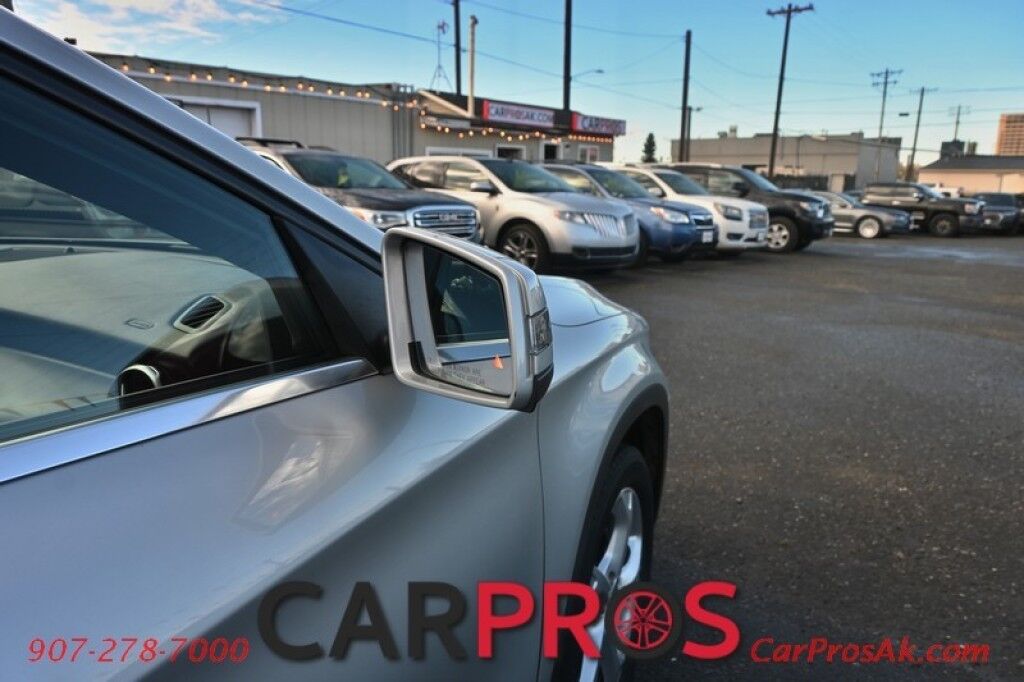 2018 Mercedes-Benz GLA 250 - AWD - 2.0L 4-Cyl Turbo - Premium & Interior Pkg - Power & Heated Leather Seats - Bluetooth - Panoramic Sunroof - Back Up Camera - Blind Sport Alert - Keyless Entry & Push To Start - CD Player - 31 MPG Anchorage AK