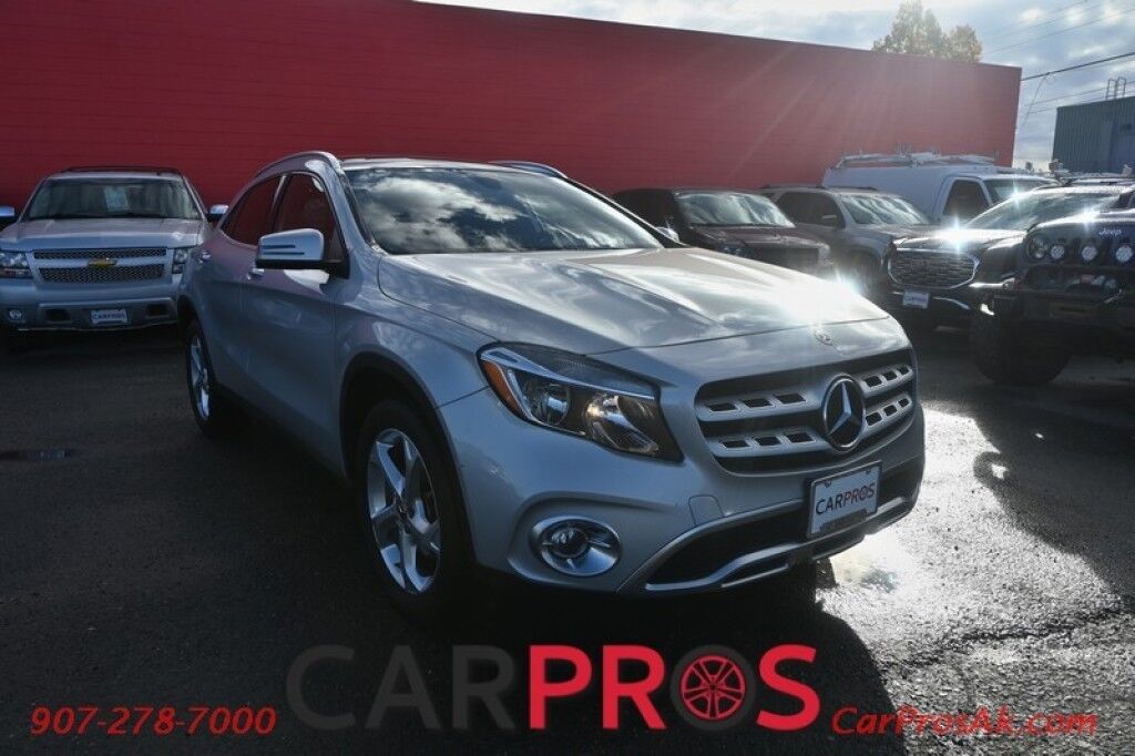 2018 Mercedes-Benz GLA 250 - AWD - 2.0L 4-Cyl Turbo - Premium & Interior Pkg - Power & Heated Leather Seats - Bluetooth - Panoramic Sunroof - Back Up Camera - Blind Sport Alert - Keyless Entry & Push To Start - CD Player - 31 MPG