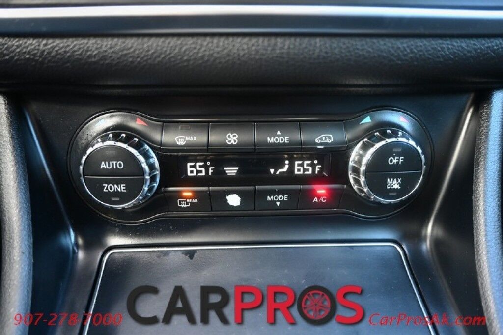2018 Mercedes-Benz GLA 250 - AWD - 2.0L 4-Cyl Turbo - Premium & Interior Pkg - Power & Heated Leather Seats - Bluetooth - Panoramic Sunroof - Back Up Camera - Blind Sport Alert - Keyless Entry & Push To Start - CD Player - 31 MPG Anchorage AK