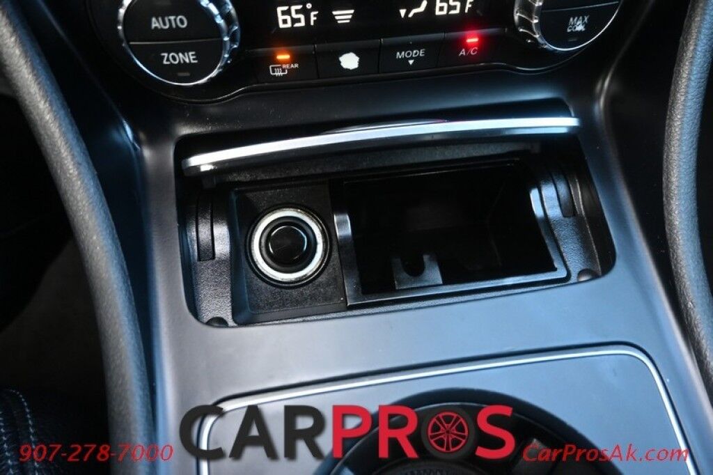 2018 Mercedes-Benz GLA 250 4MATIC - AWD - 2.0L Turbo I4 - Premium & Interior Pkg - Heated Leather Sport Seats - Push To Start - Blind Spot Monitor - Backup Camera - Panoramic Sunroof - Bluetooth - 31 MPG Anchorage AK