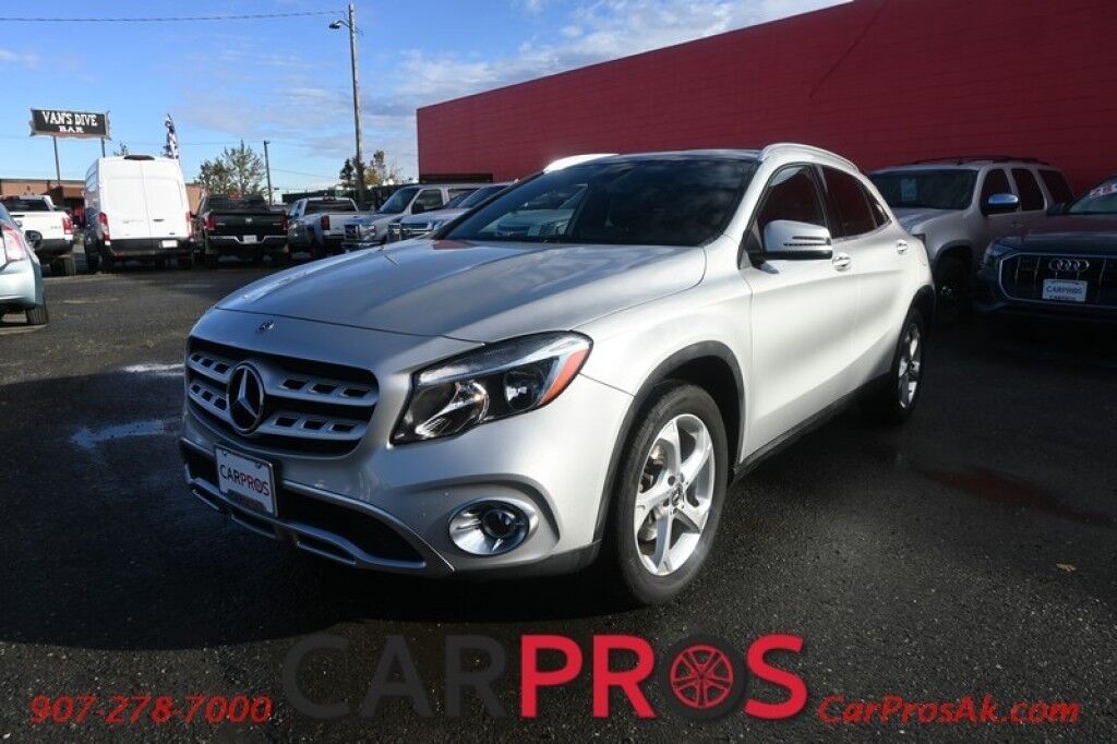2018 Mercedes-Benz GLA 250 4MATIC - AWD - 2.0L Turbo I4 - Premium & Interior Pkg - Heated Leather Sport Seats - Push To Start - Blind Spot Monitor - Backup Camera - Panoramic Sunroof - Bluetooth - 31 MPG