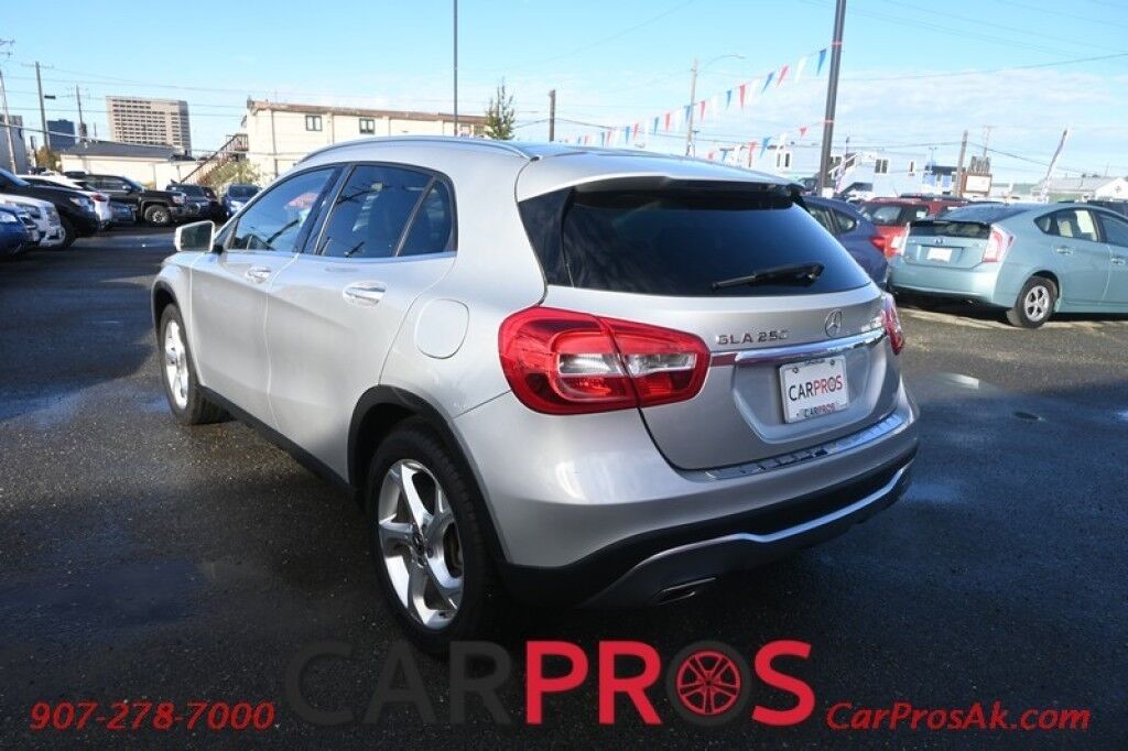 2018 Mercedes-Benz GLA 250 4MATIC - AWD - 2.0L Turbo I4 - Premium & Interior Pkg - Heated Leather Sport Seats - Push To Start - Blind Spot Monitor - Backup Camera - Panoramic Sunroof - Bluetooth - 31 MPG Anchorage AK