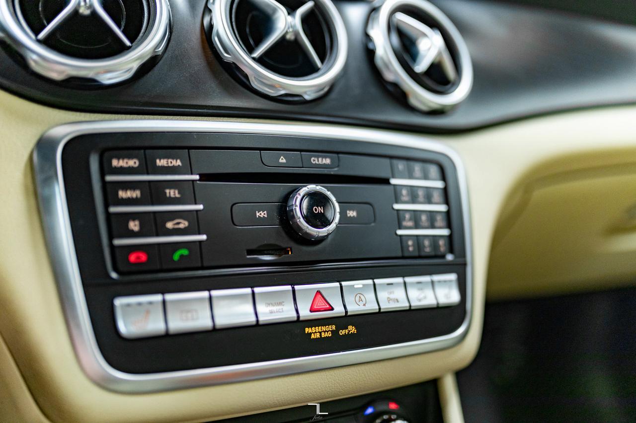 2018 Mercedes-Benz GLA 250 4Matic Leather Roof BCam Red Deer AB