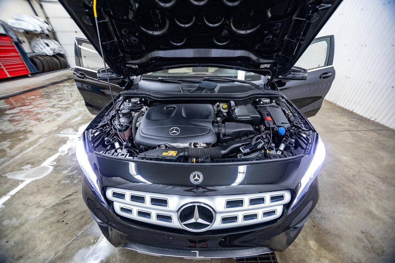 2018 Mercedes-Benz GLA 250 4Matic Leather Roof BCam Red Deer AB