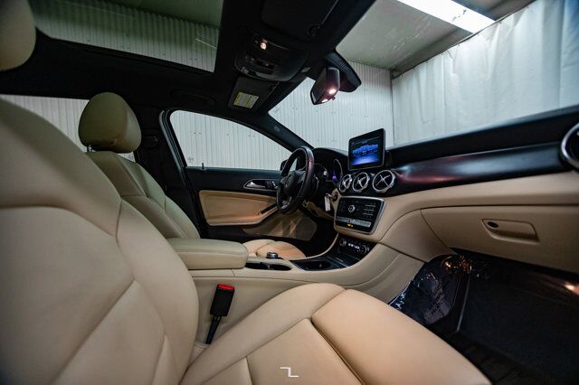 2018 Mercedes-Benz GLA 250 4Matic Leather Roof BCam Red Deer AB