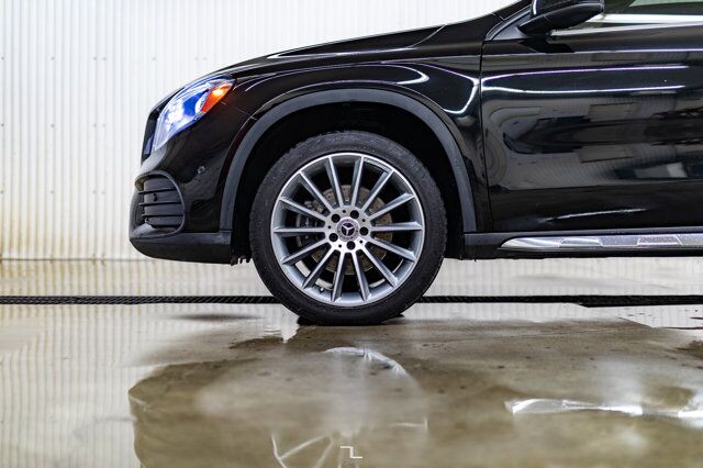 2018 Mercedes-Benz GLA 250 4Matic Leather Roof BCam Red Deer AB