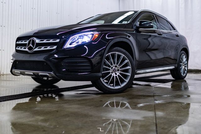 2018 Mercedes-Benz GLA 250 4Matic Leather Roof BCam Red Deer AB