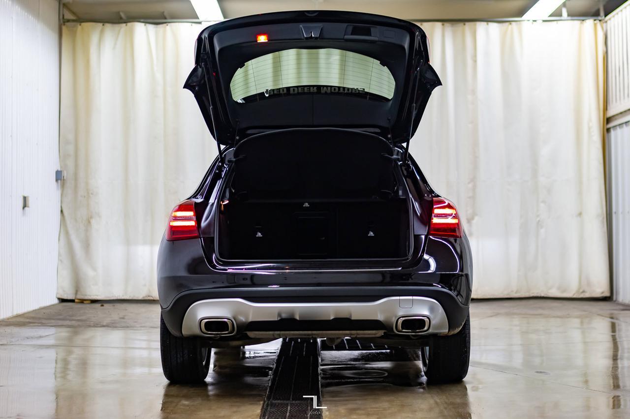 2018 Mercedes-Benz GLA 250 4Matic Leather Roof Nav BCam Red Deer AB