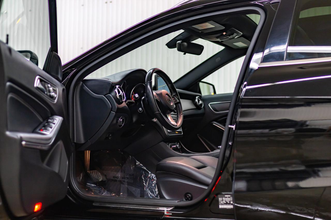 2018 Mercedes-Benz GLA 250 4Matic Leather Roof Nav BCam Red Deer AB