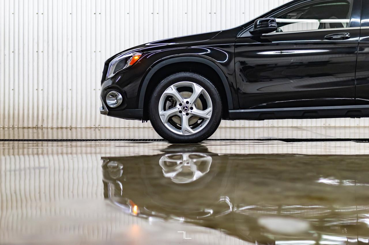 2018 Mercedes-Benz GLA 250 4Matic Leather Roof Nav BCam Red Deer AB