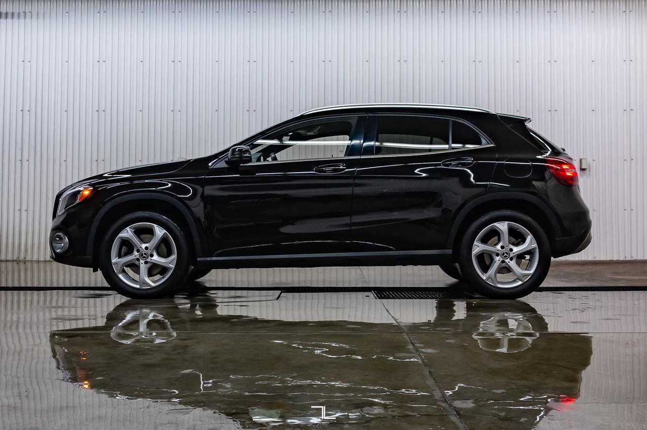 2018 Mercedes-Benz GLA 250 4Matic Leather Roof Nav BCam Red Deer AB