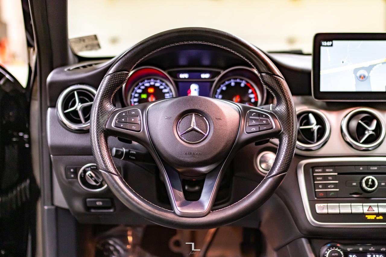 2018 Mercedes-Benz GLA 250 4Matic Leather Roof Nav BCam Red Deer AB