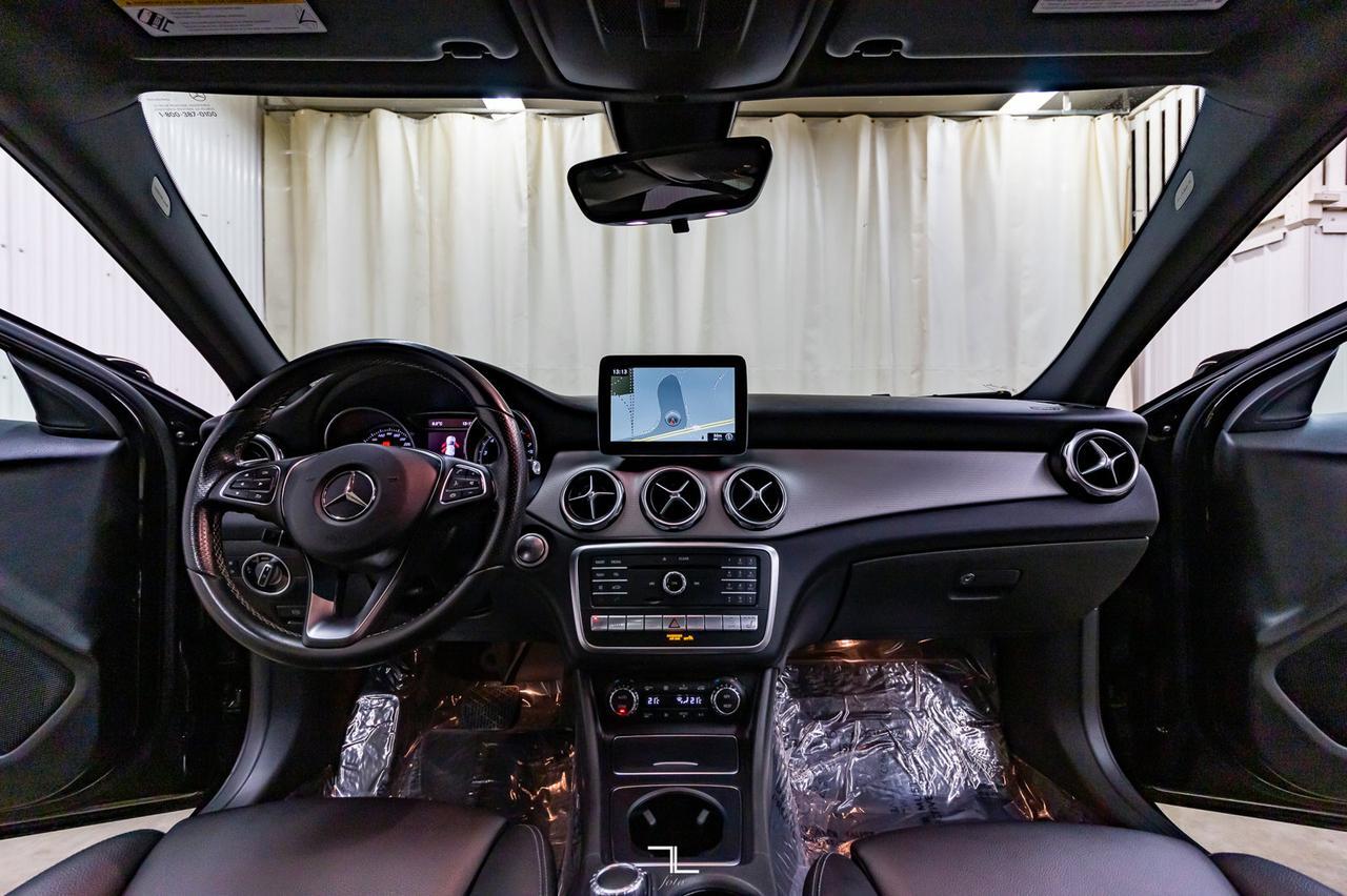 2018 Mercedes-Benz GLA 250 4Matic Leather Roof Nav BCam Red Deer AB