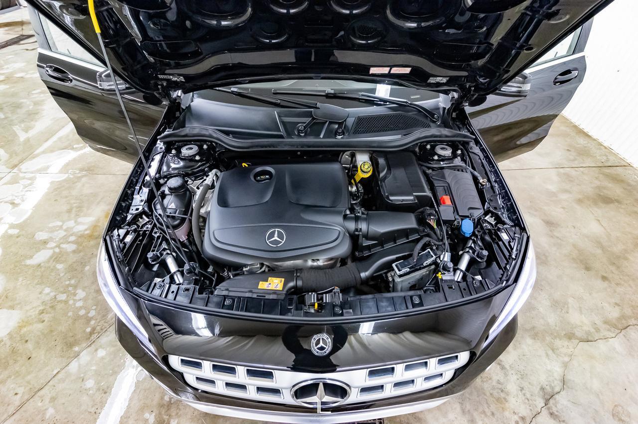 2018 Mercedes-Benz GLA 250 4Matic Leather Roof Nav BCam Red Deer AB