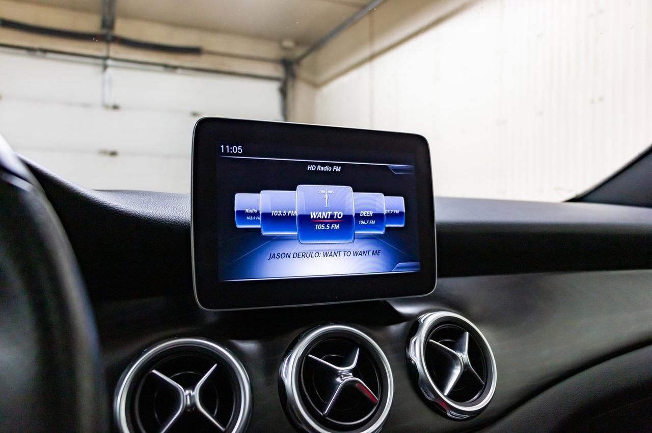 2018 Mercedes-Benz GLA 250 4Matic Leather Roof Nav BCam Red Deer AB