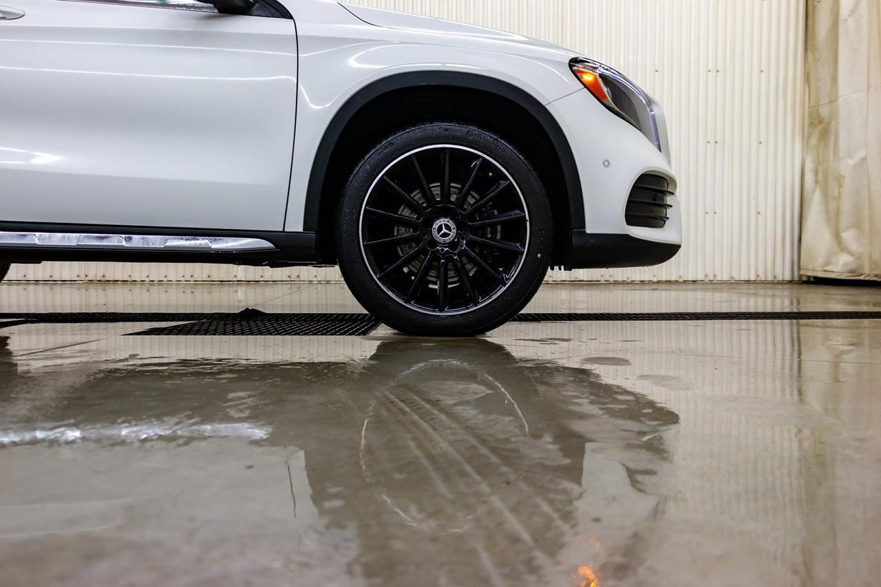 2018 Mercedes-Benz GLA 250 4Matic Leather Roof Nav BCam Red Deer AB