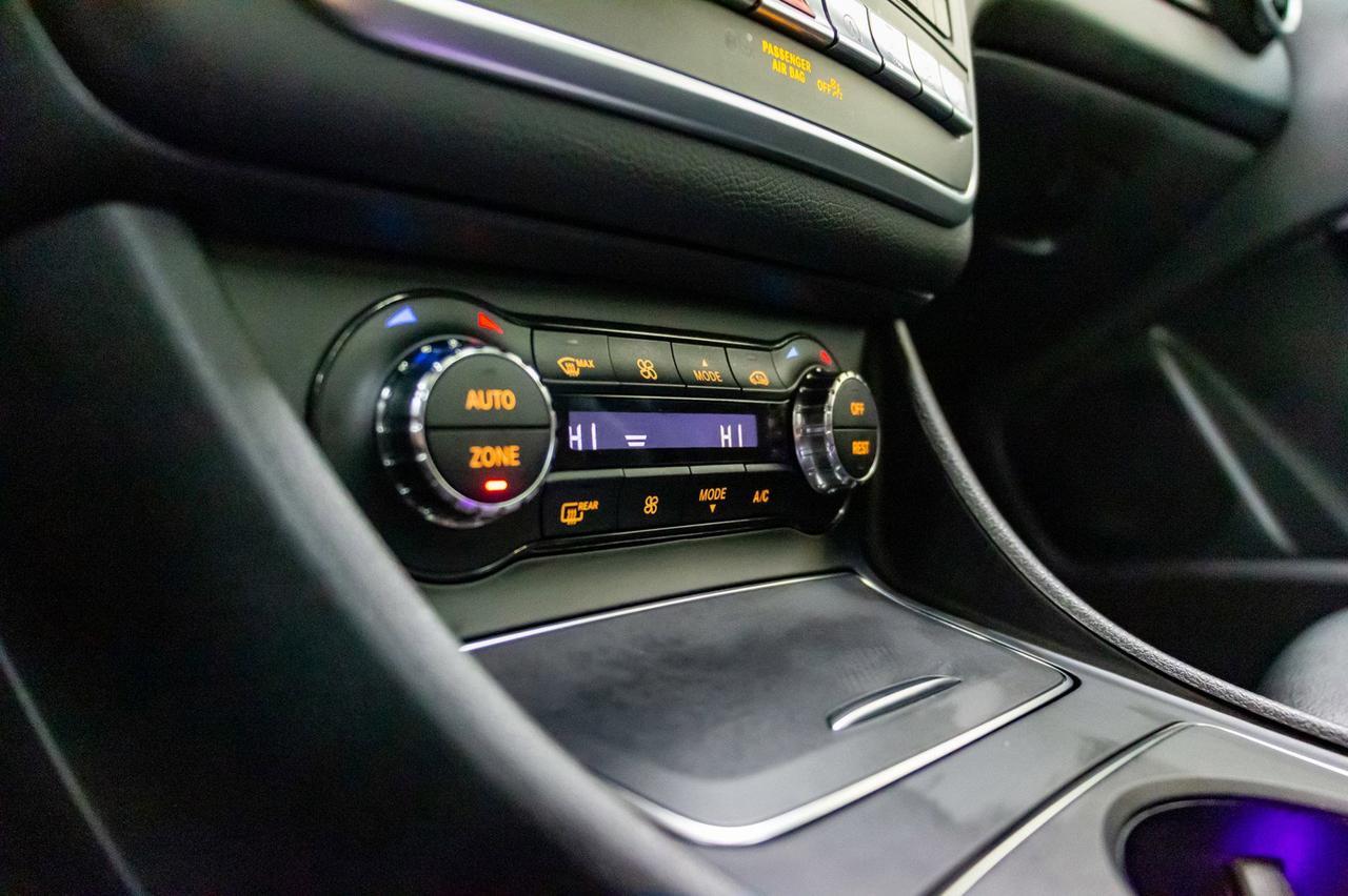 2018 Mercedes-Benz GLA 250 4Matic Leather Roof Nav BCam Red Deer AB