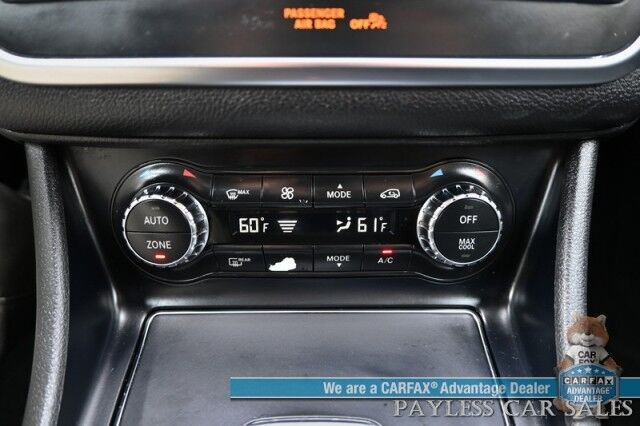 2018 Mercedes-Benz GLA GLA 250 4Matic / AWD / Power & Heated Leather Seats / Panoramic Sunroof / Blind Spot Alert / Bluetooth / Aluminum Wheels / Keyless Entry & Start / Back Up Camera / 31 MPG Anchorage AK