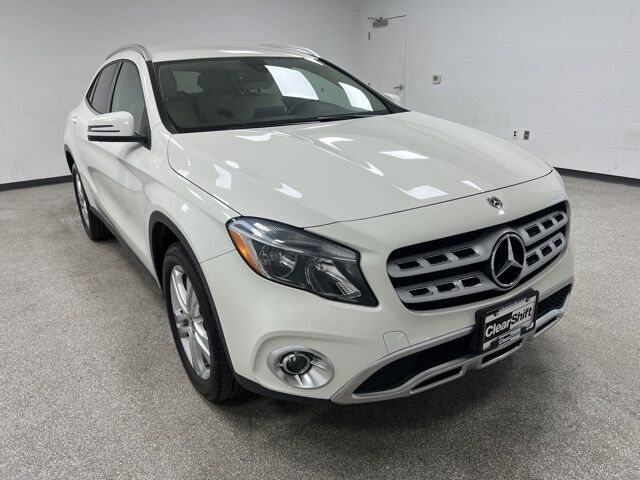 2018 Mercedes Benz GLA 250 photo 2