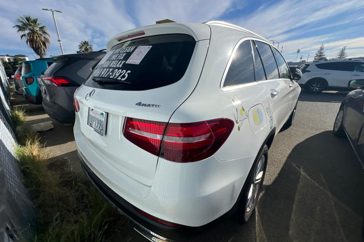 2018 Mercedes-Benz GLC 300 GLC 300