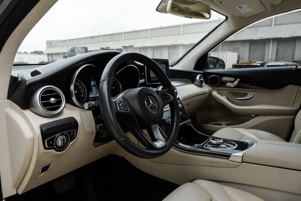 2018 Mercedes-Benz GLC GLC 300 Carrollton TX