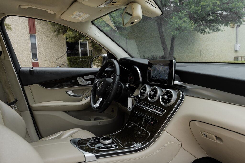 2018 Mercedes-Benz GLC GLC 300 Carrollton TX