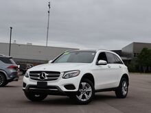 2018_Mercedes-Benz_GLC_GLC 300_ Oshkosh WI