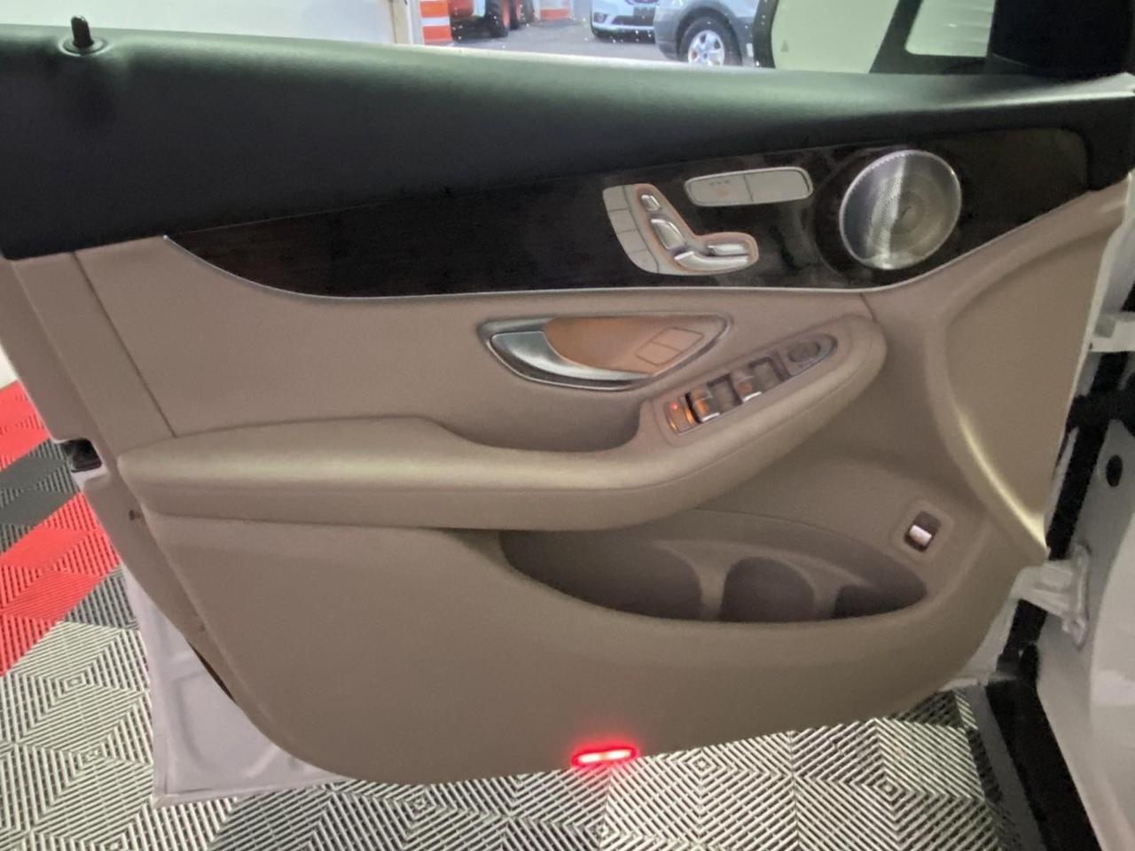 2018 Mercedes-Benz GLC GLC 300 Richmond Hill NY