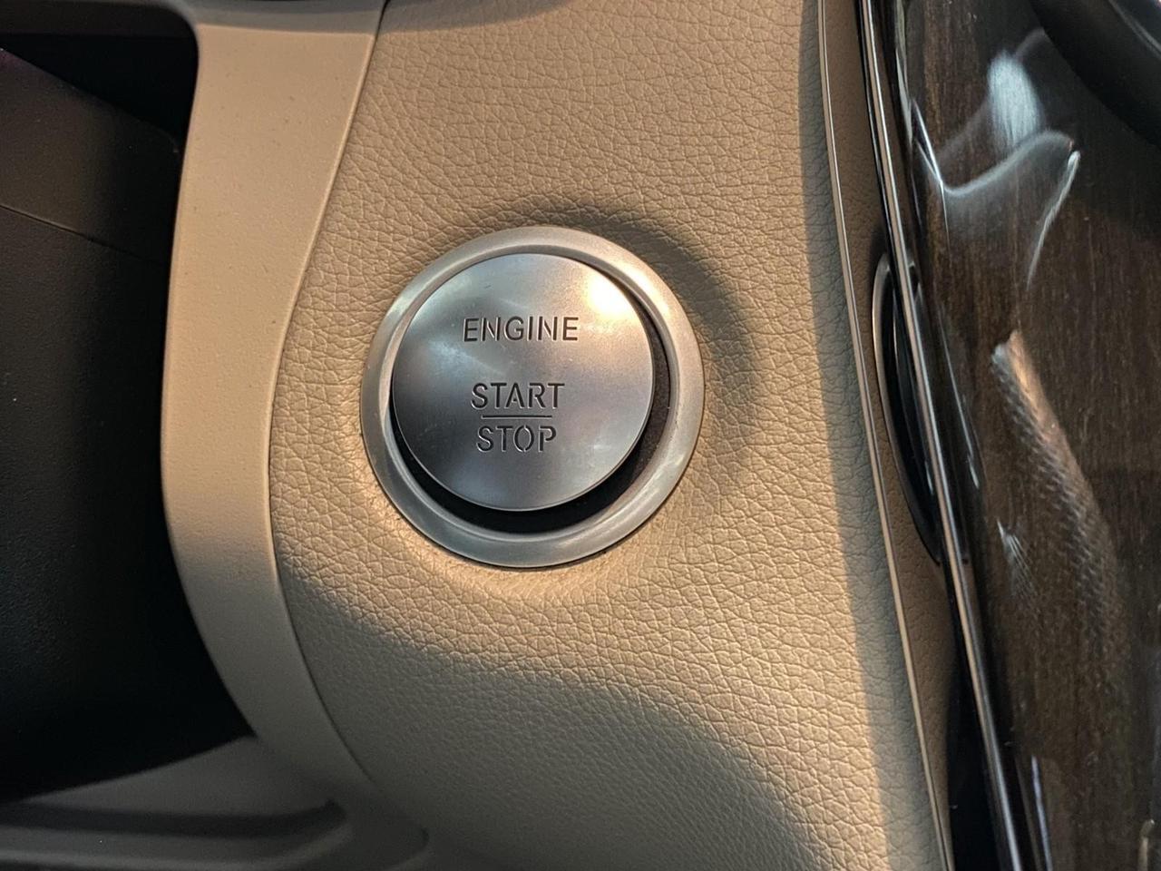 2018 Mercedes-Benz GLC GLC 300 Richmond Hill NY