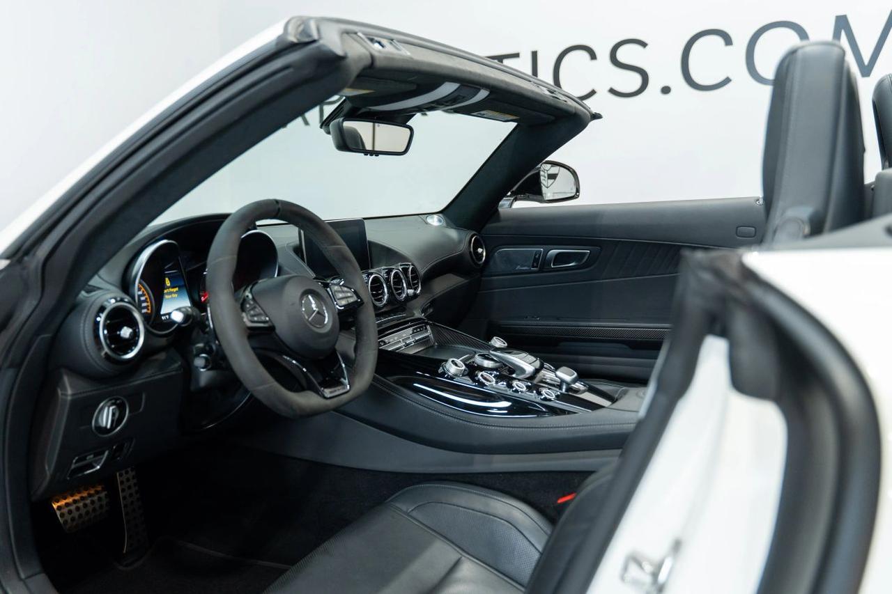 2018 Mercedes-Benz Mercedes-AMG GT C Roadster 2D St. Louis MO