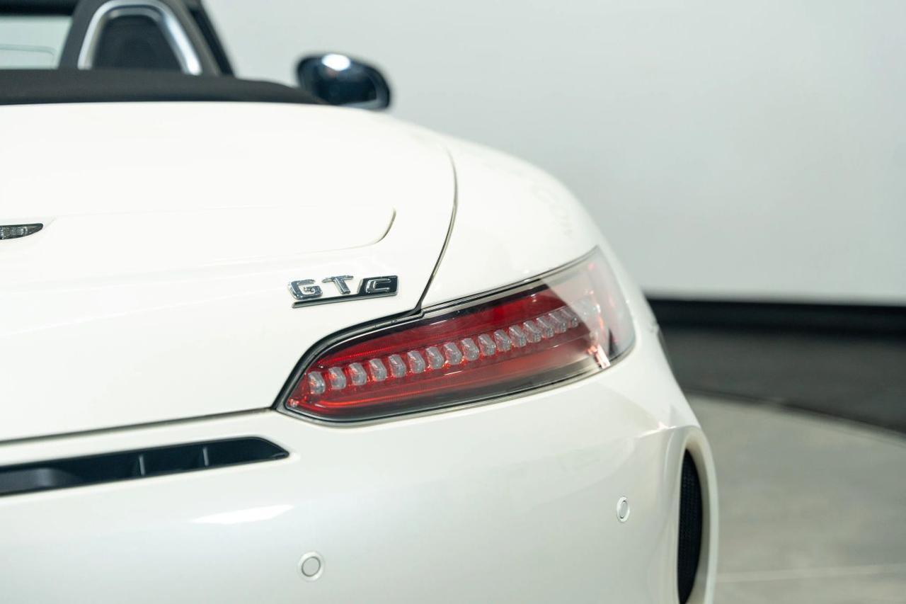 2018 Mercedes-Benz Mercedes-AMG GT C Roadster 2D St. Louis MO