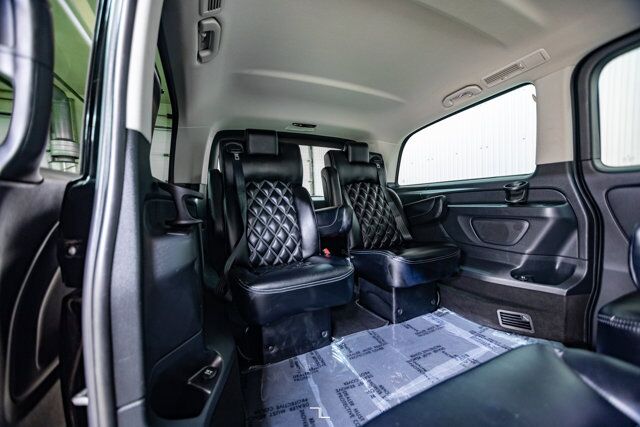 2018 Mercedes-Benz Metris Passenger Van Leather BCam Red Deer AB