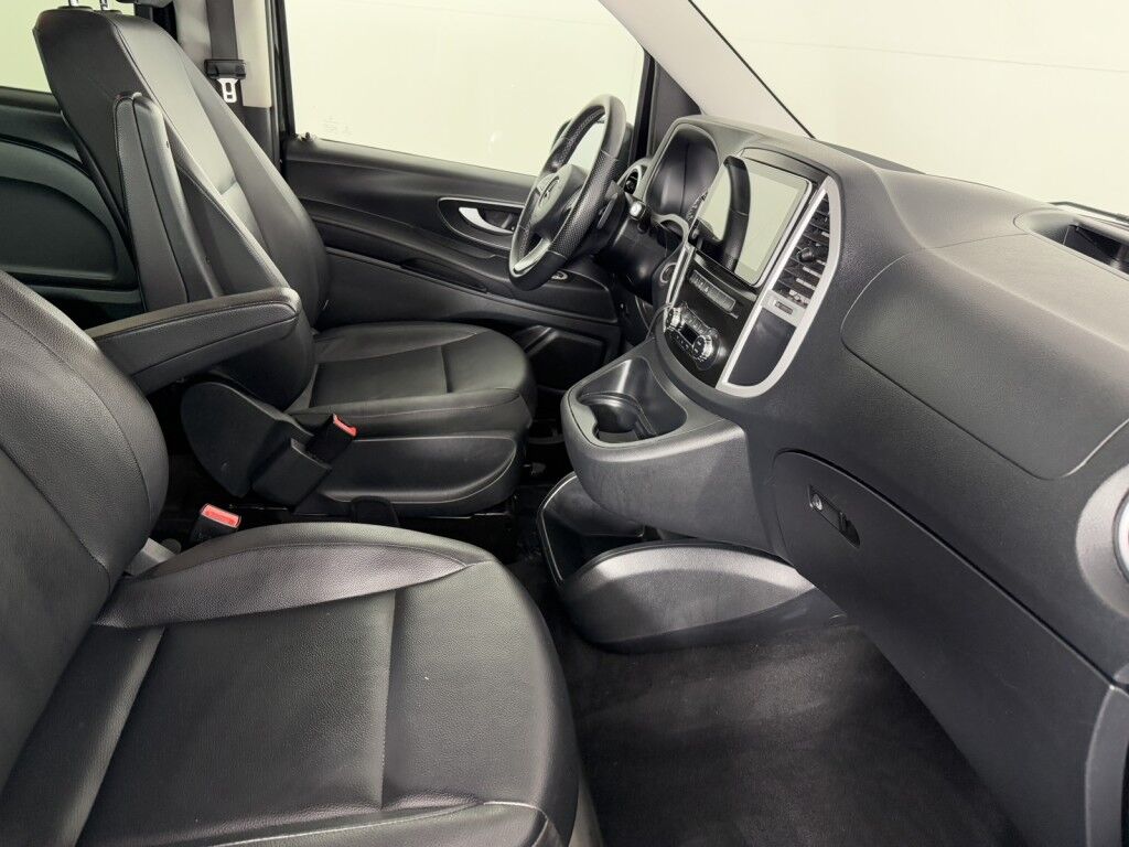 2018 Mercedes-Benz Metris Passenger Van Premium w/Safety/Cold Weather/Comfort Pkg Maumee OH