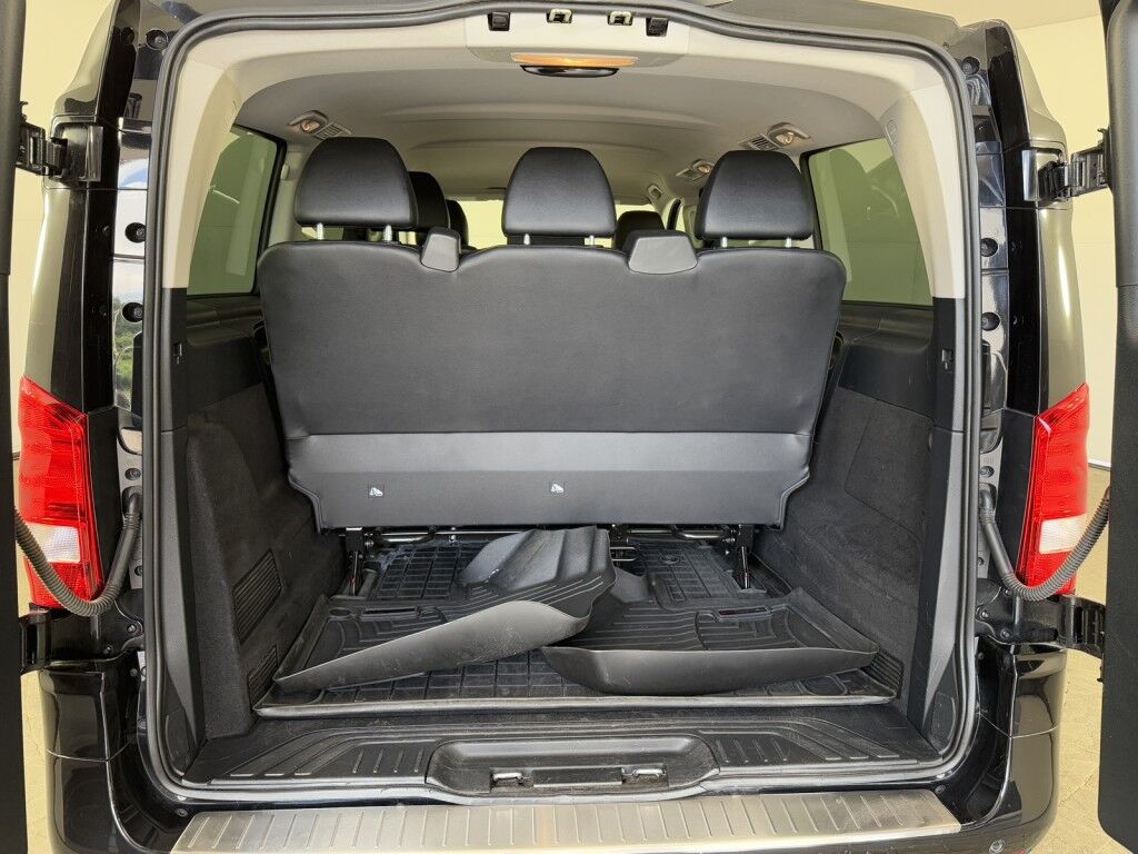 2018 Mercedes-Benz Metris Passenger Van Premium w/Safety/Cold Weather/Comfort Pkg Maumee OH