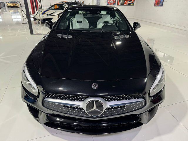 2018 Mercedes-Benz SL SL 550 DELIVERY MILES!! Obsidian Black paint, harman/kardon audio, designo interior AND MUCH MORE!!! Fort Lauderdale FL