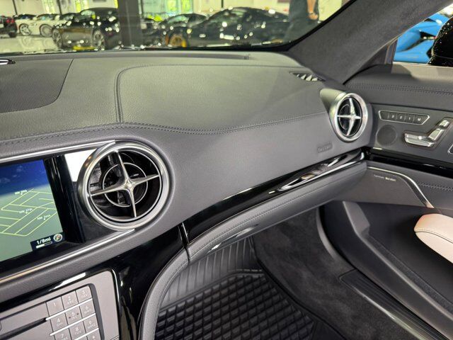 2018 Mercedes-Benz SL SL 550 DELIVERY MILES!! Obsidian Black paint, harman/kardon audio, designo interior AND MUCH MORE!!! Fort Lauderdale FL
