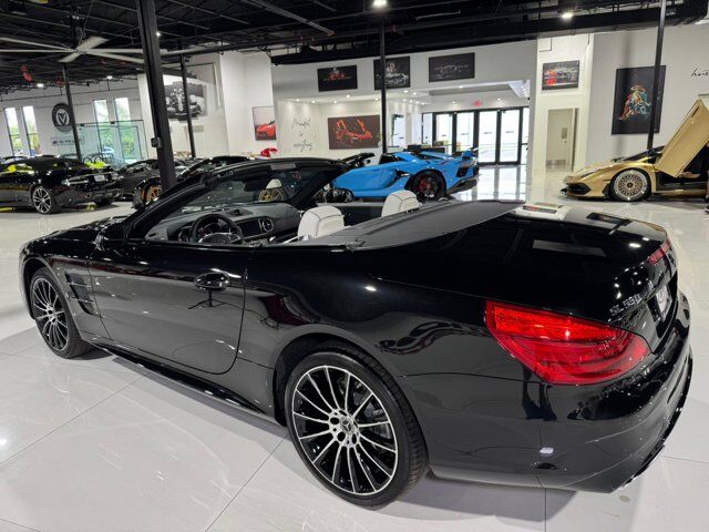 2018 Mercedes-Benz SL SL 550 DELIVERY MILES!! Obsidian Black paint, harman/kardon audio, designo interior AND MUCH MORE!!! Fort Lauderdale FL