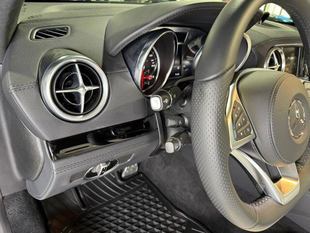 2018 Mercedes-Benz SL SL 550 DELIVERY MILES!! Obsidian Black paint, harman/kardon audio, designo interior AND MUCH MORE!!! Fort Lauderdale FL
