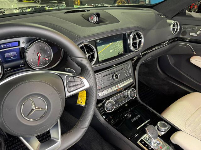 2018 Mercedes-Benz SL SL 550 DELIVERY MILES!! Obsidian Black paint, harman/kardon audio, designo interior AND MUCH MORE!!! Fort Lauderdale FL
